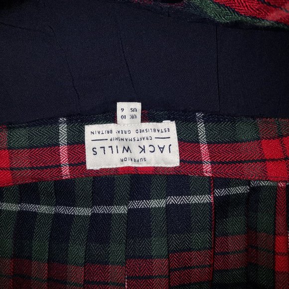 New Wrap around waist red plaid pleated skirt - Picture 3 of 4